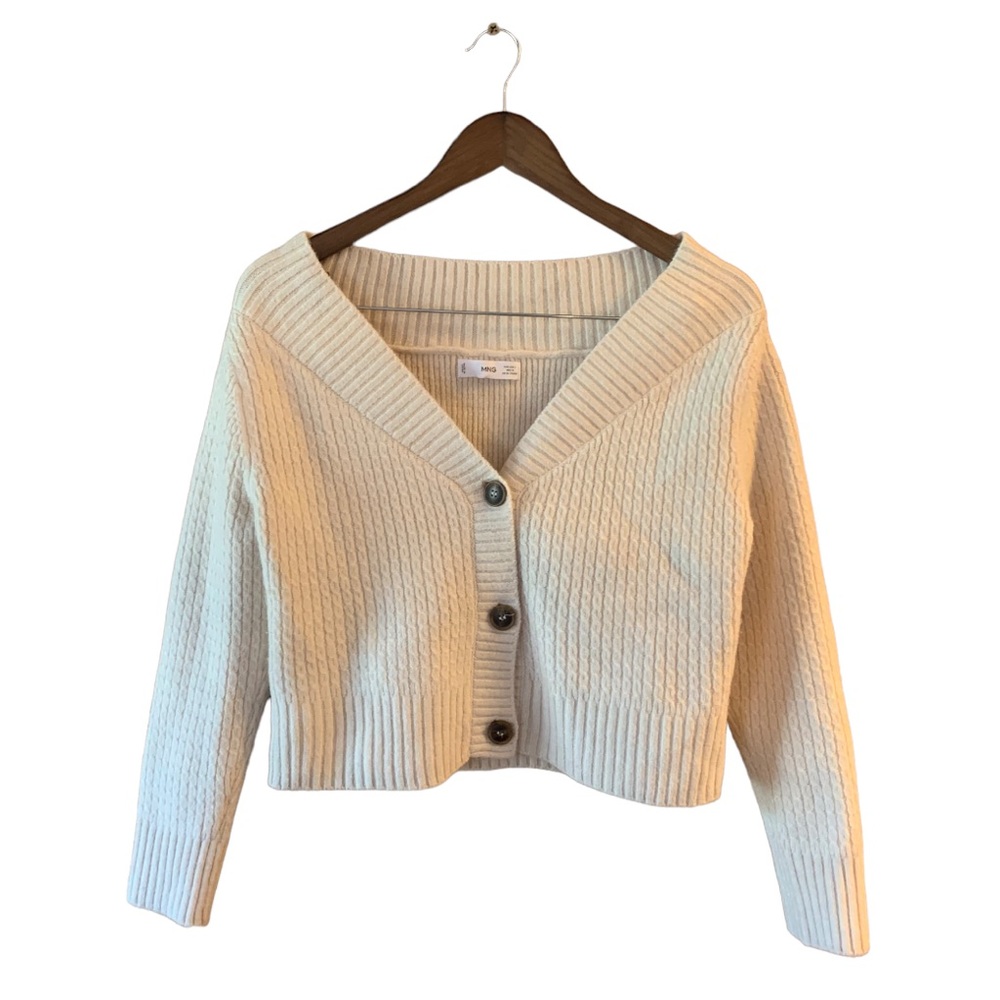Mango Brand Cozy Cream Cropped Cardi 🐇